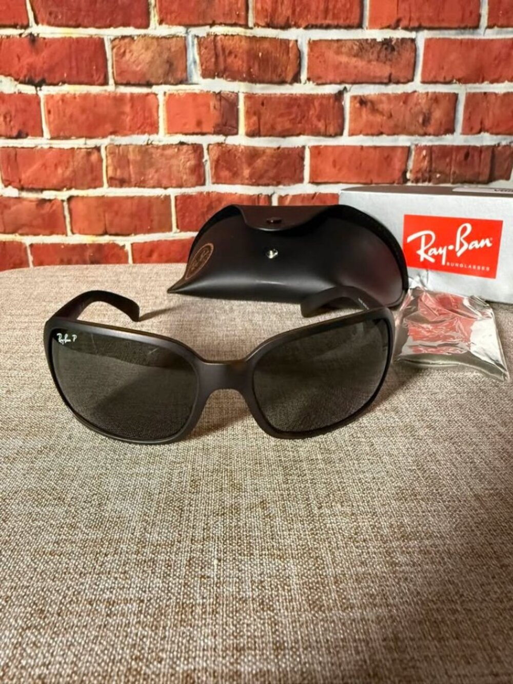 Ray-Ban RB4068 894/58 Polarized Sunglasses – New in Box – Matte Havana/G-15 Gree
